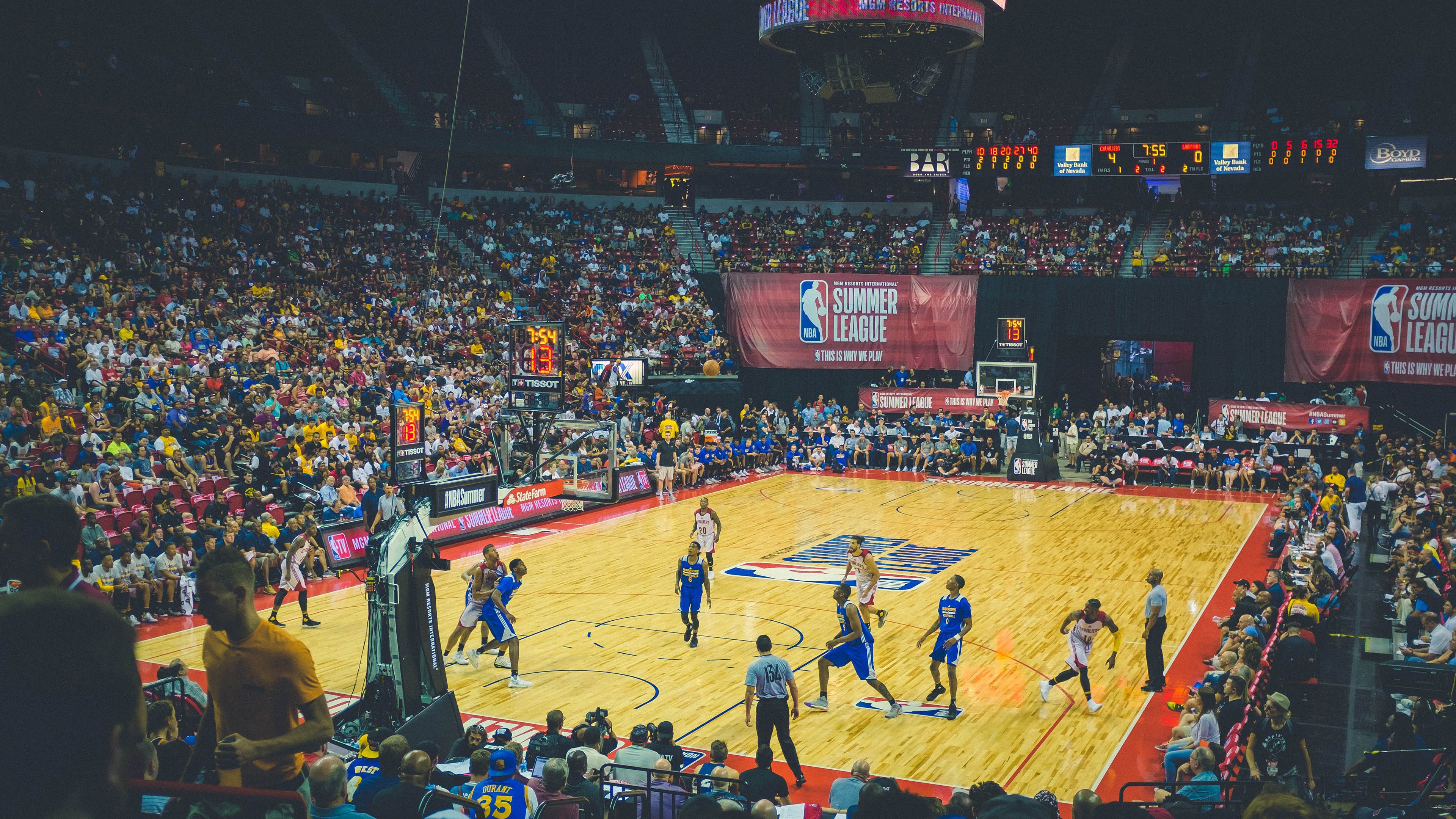 “诺克·达维德·彼得森的强力进攻，助南非队胜利在望”