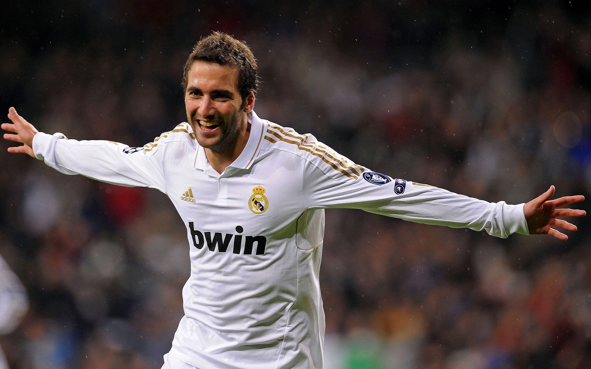 巴萨精妙传递连贯推进攻防转换，巴萨传控足球